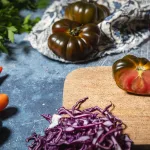 Vegane-Döner Bowl, Gemüse schneiden